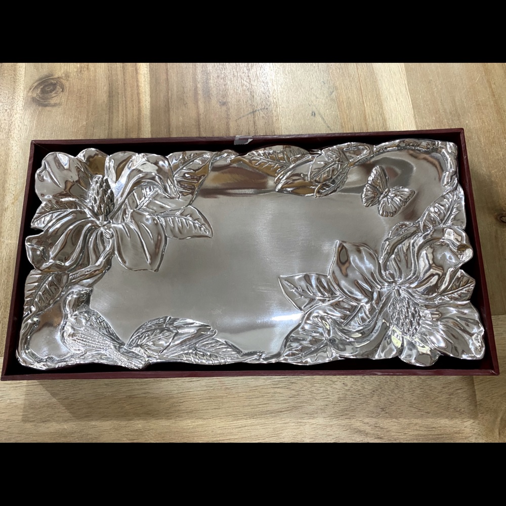 Arthur Court Tray with Magnolias